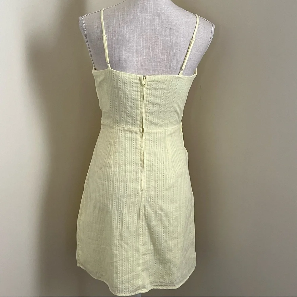 Gianni Bini Wrap Mini Dress. Size Small